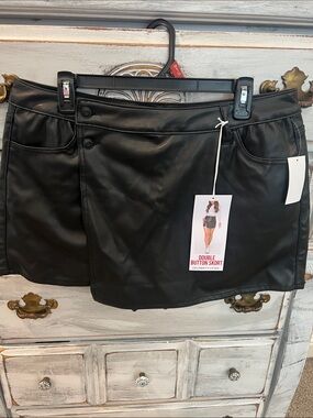 Celebrity Pink Black Faux Leather Double Button Skort